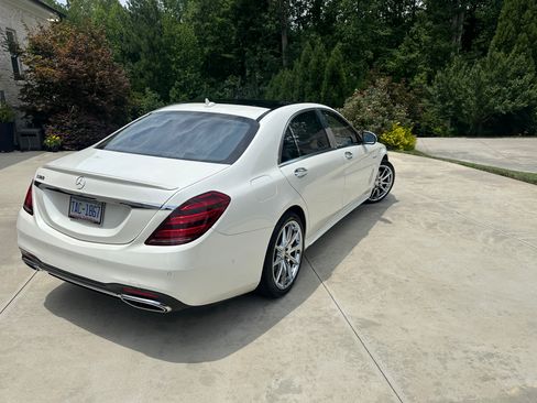 Used 2019 Mercedes-Benz S 560 Sedan image 5