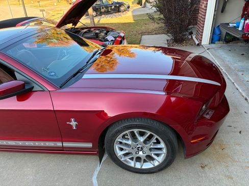 Used 2014 Ford Mustang Premium w/ Equipment Group 202A image 29