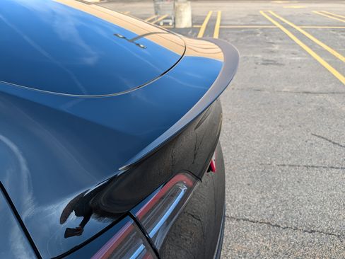 Used 2022 Tesla Model Y Long Range image 8