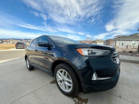 Used 2022 Ford Edge SEL w/ Convenience Package image 4