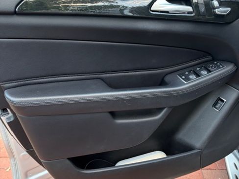 Used 2017 Mercedes-Benz GLE 350 image 15