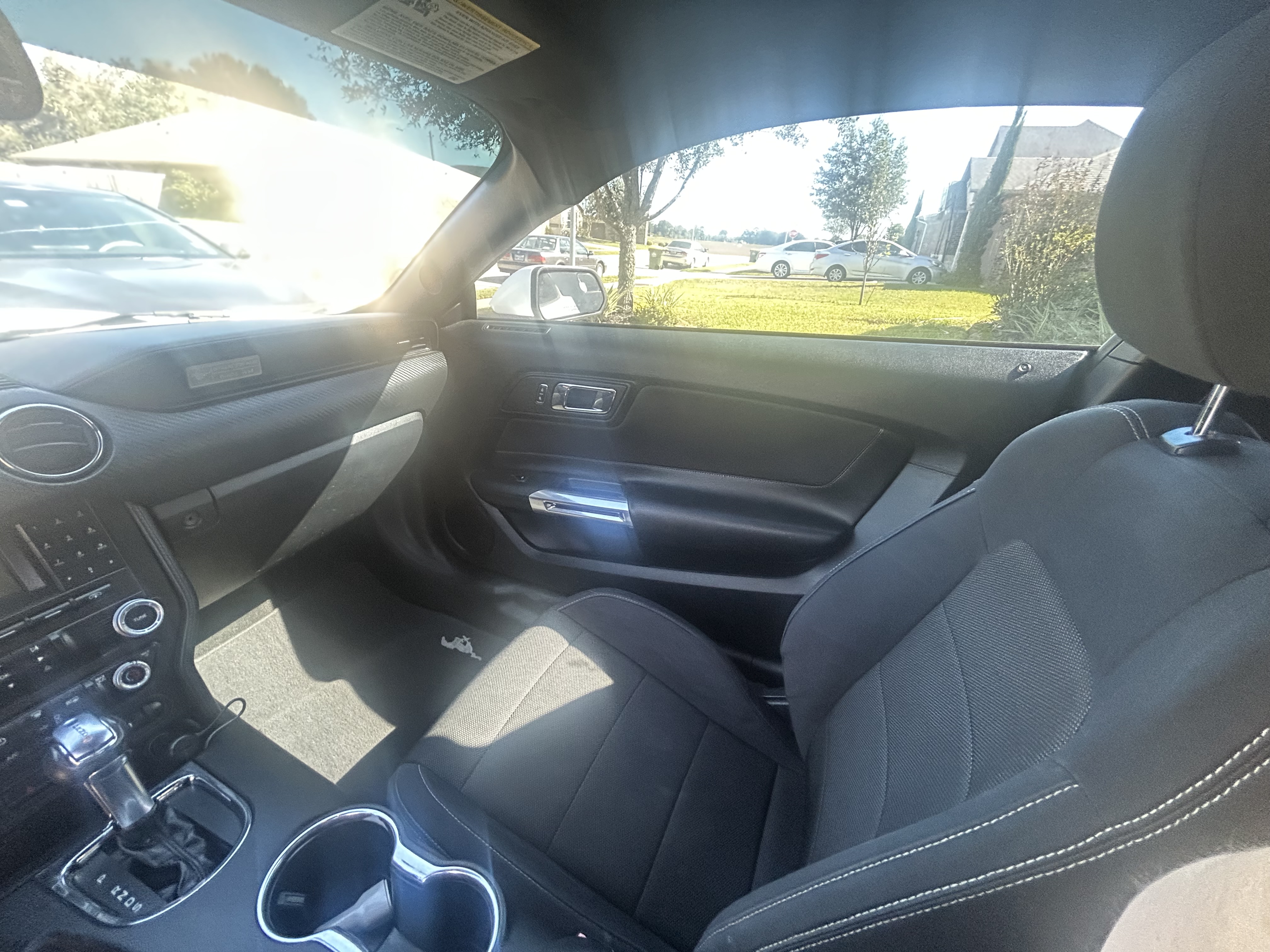 Used 2016 Ford Mustang Coupe w/ Equipment Group 051A RWD image 10