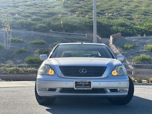Used 2004 Lexus LS 430 image 1