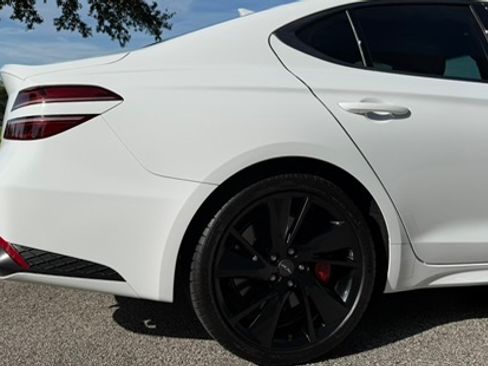 Used 2023 Genesis G70 3.3T w/ Sport Prestige Package RWD image 9