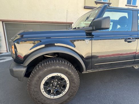 Used 2021 Ford Bronco 4-Door w/ Sasquatch Package image 16
