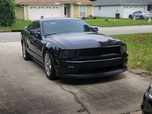 Used 2006 Ford Mustang GT Premium image 14