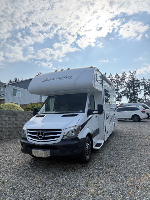 Used 2014 Mercedes-Benz Sprinter 3500 image 15