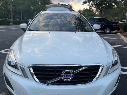 Used 2012 Volvo XC60 3.2 AWD/4WD image 1
