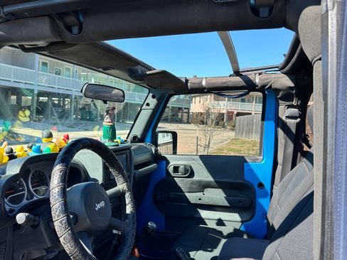 Used 2010 Jeep Wrangler Sport image 6