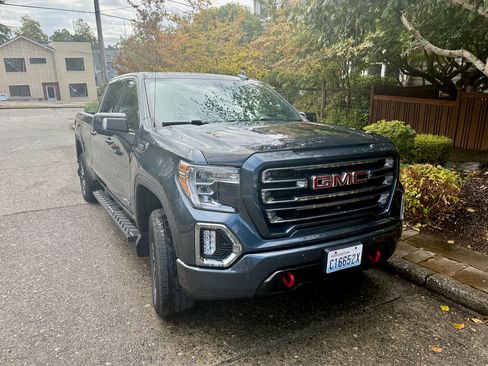 Used 2021 GMC Sierra 1500 AT4 w/ Technology Package image 4
