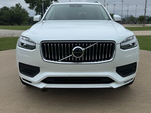 Used 2020 Volvo XC90 T6 Momentum w/ Protection Package AWD/4WD image 8