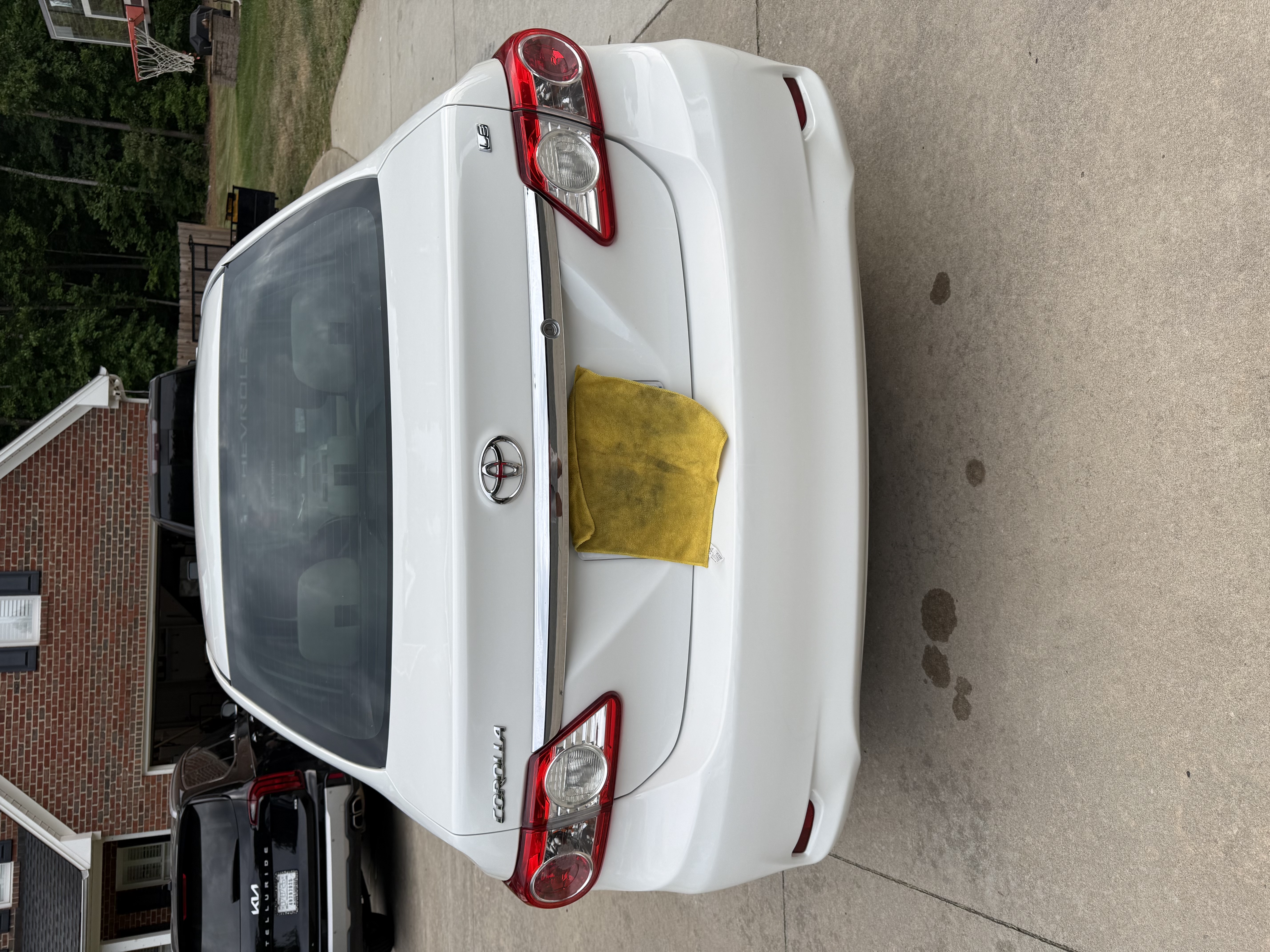 Used 2012 Toyota Corolla LE FWD image 4
