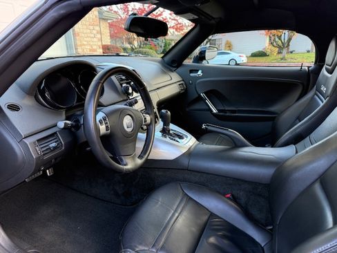 Used 2008 Saturn Sky Red Line image 9