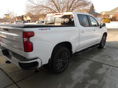 Used 2019 Chevrolet Silverado 1500 RST image 11