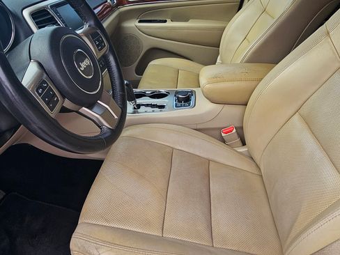 Used 2013 Jeep Grand Cherokee Limited w/ Luxury Group II image 11