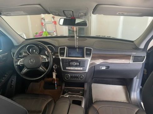 Used 2015 Mercedes-Benz GL 450 4MATIC image 12
