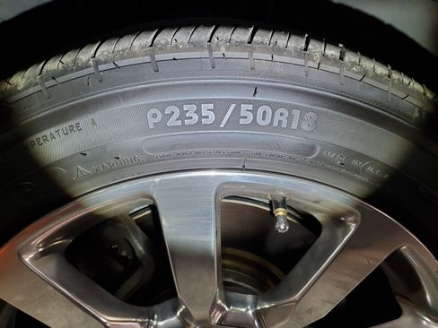 Used 2008 Cadillac CTS 3.6 AWD w/ Luxury Level Two Package image 19