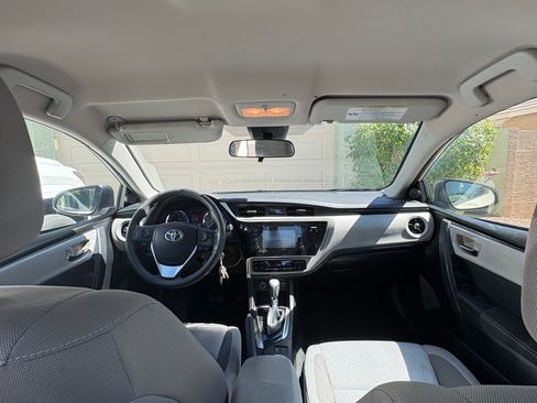 Used 2017 Toyota Corolla LE w/ Carpet Mat Package (TMS) image 3