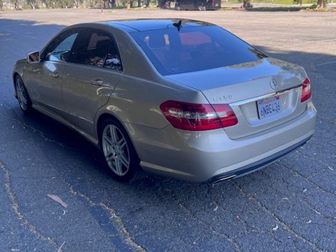 Used 2010 Mercedes-Benz E 350 E 350 Sedan 4D image 5