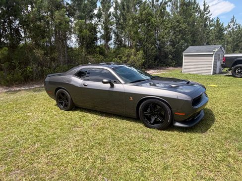 Used 2022 Dodge Challenger R/T Scat Pack w/ Plus Package RWD image 8