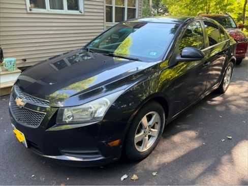 Used 2012 Chevrolet Cruze LT FWD image 4