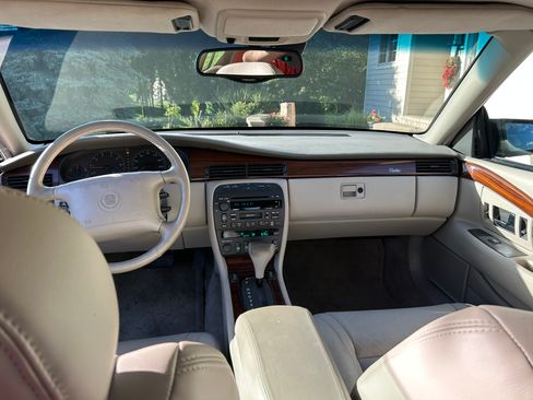 Used 2000 Cadillac Eldorado Touring FWD image 18