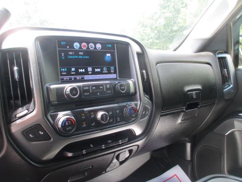 Used 2018 Chevrolet Silverado 1500 LT w/ All Star Edition AWD/4WD image 5