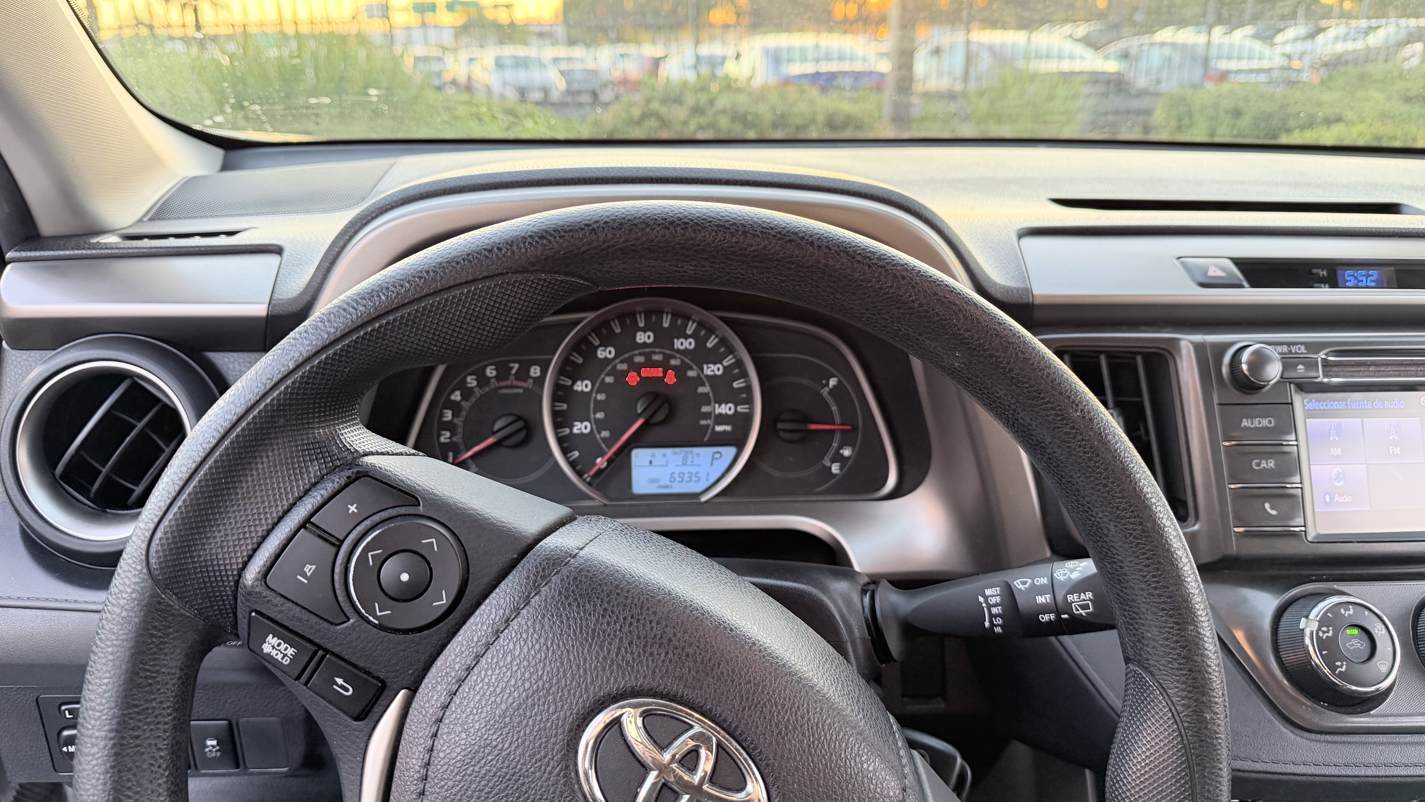 Used 2015 Toyota RAV4 LE FWD image 16