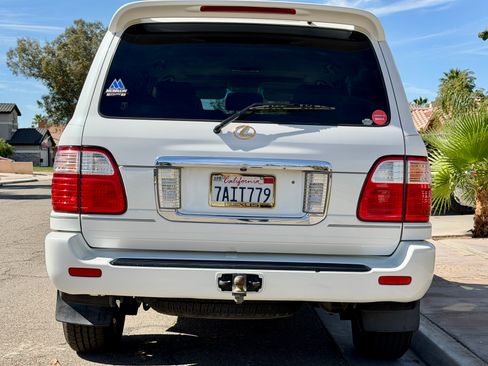 Used 2004 Lexus LX 470 4WD image 9