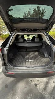 Used 2022 Toyota RAV4 XLE Premium FWD image 15