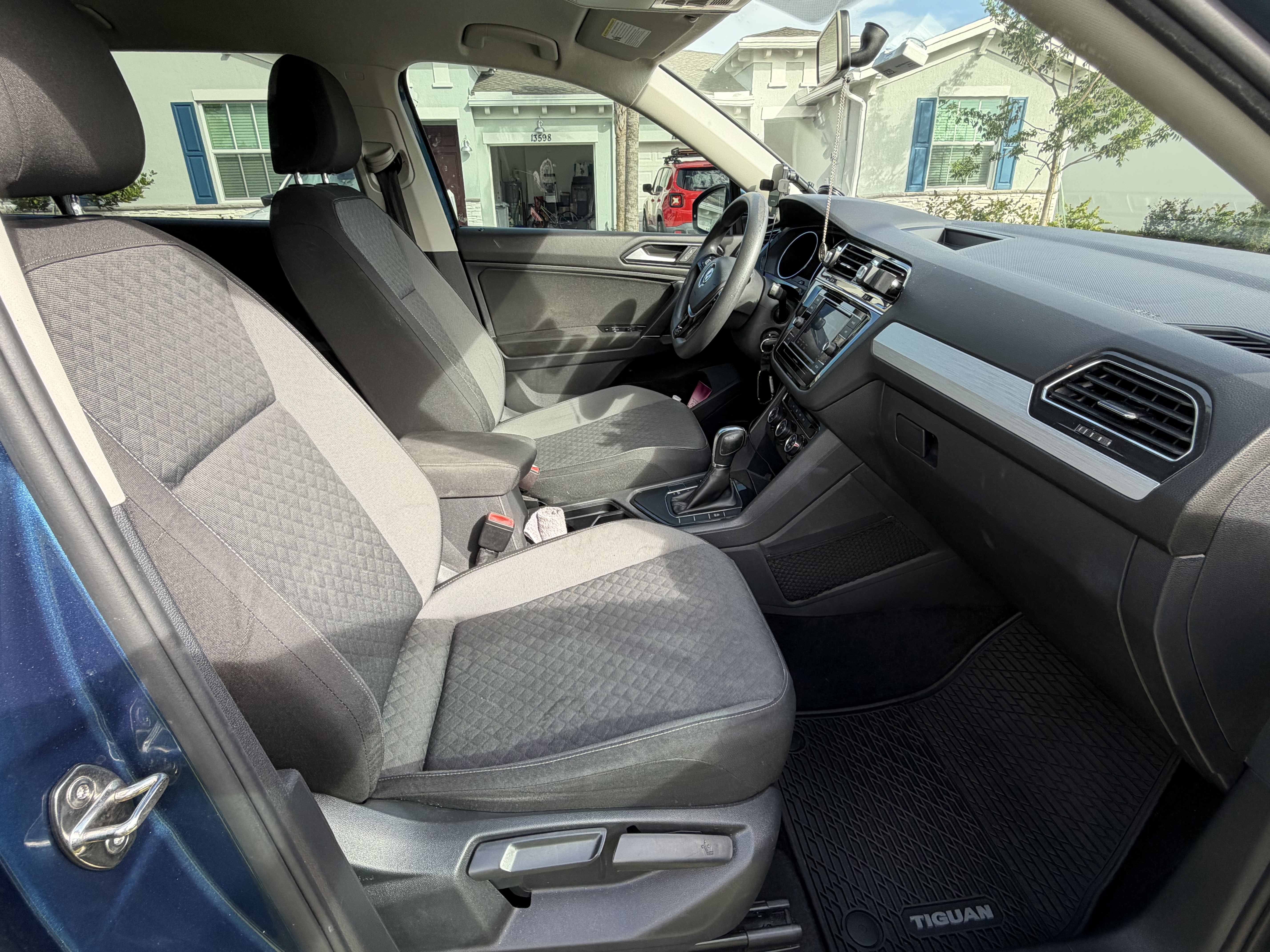 Used 2018 Volkswagen Tiguan S FWD image 14