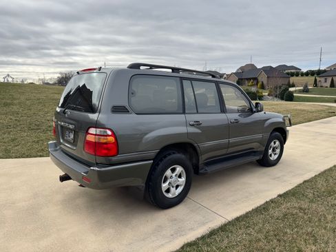 Used 1999 Toyota Land Cruiser image 8