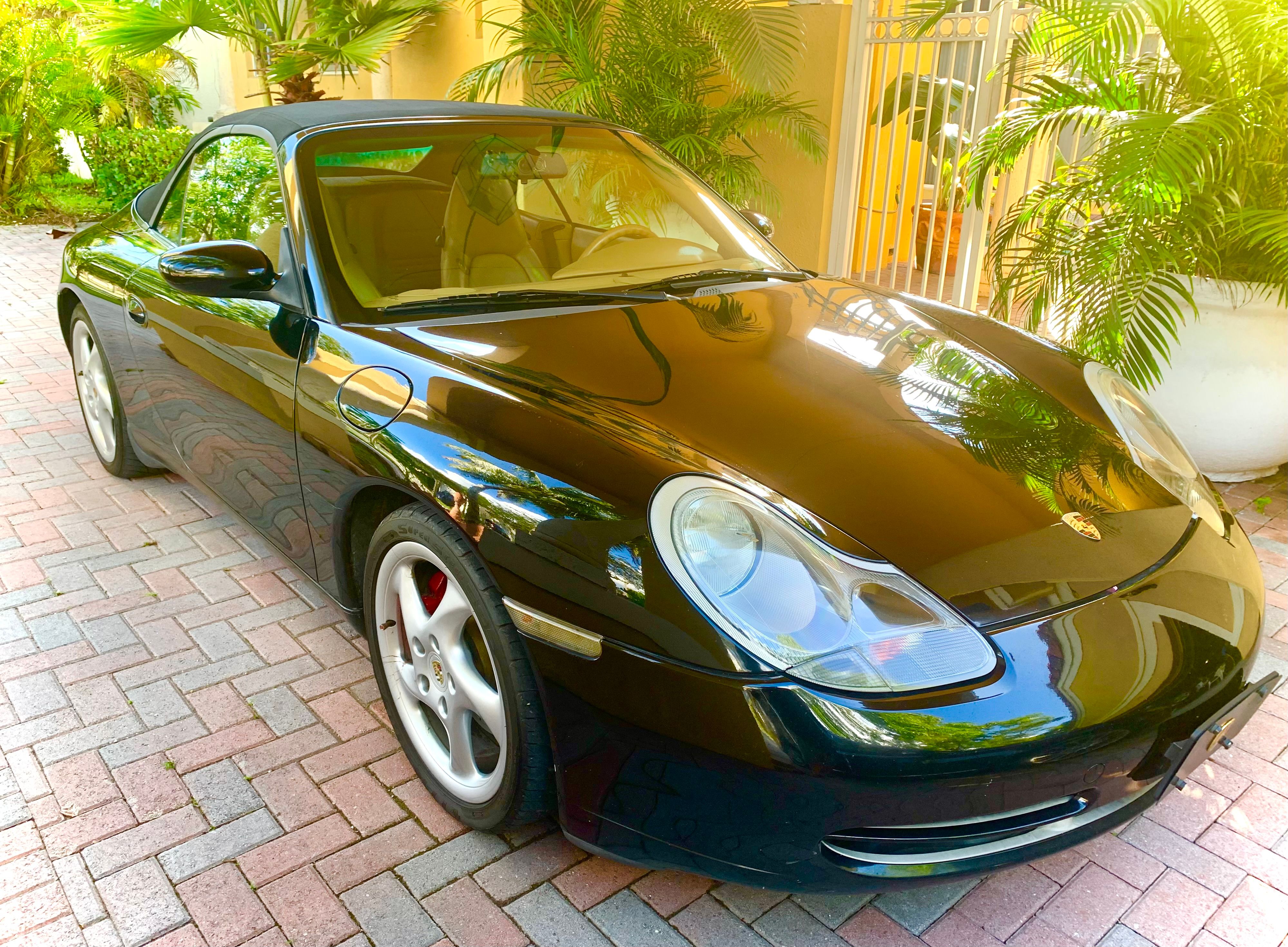 Used 2000 Porsche 911 Cabriolet image 10