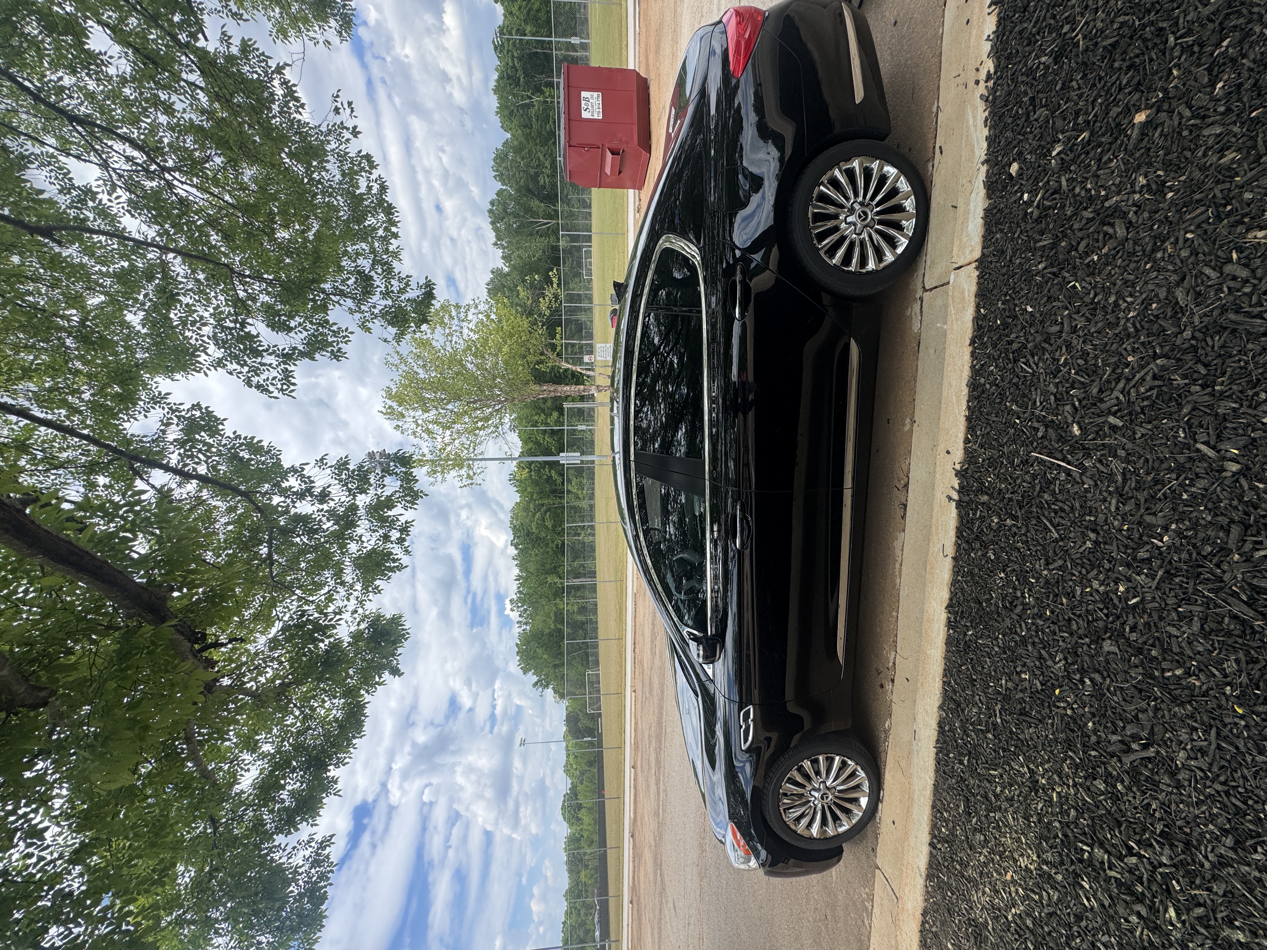 Used 2015 Kia K900 Luxury w/ VIP Package (Discontinued) RWD image 4