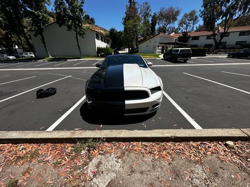 Used 2013 Ford Mustang GT Premium w/ Electronics Pkg image 1
