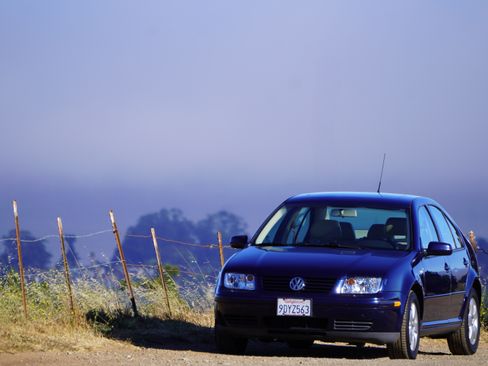 Used 2003 Volkswagen Jetta GLS FWD image 1