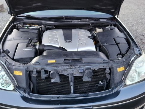 Used 2004 Lexus LS 430 image 15