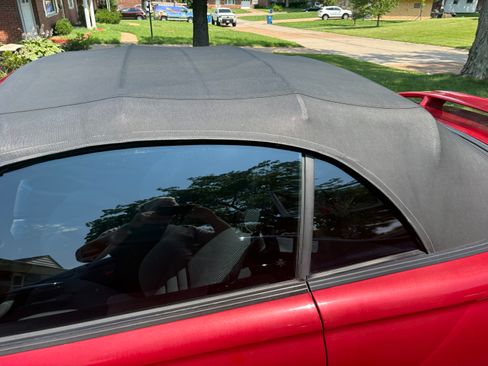 Used 1996 Ford Mustang GT RWD image 2
