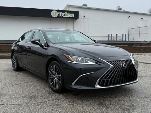 Used 2022 Lexus ES 350 w/ Premium Package image 1