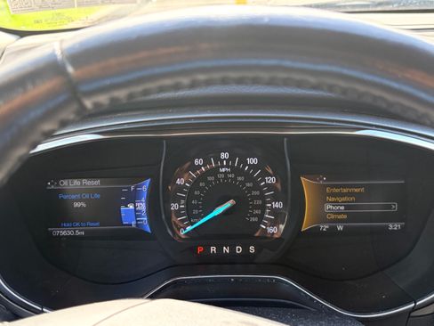 Used 2016 Ford Fusion Titanium FWD image 6