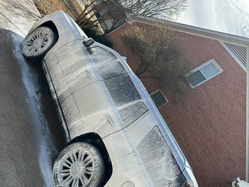 Used 2019 Cadillac Escalade Platinum image 15