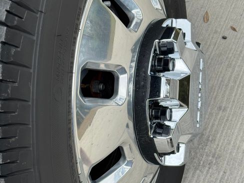 Used 2024 GMC Sierra 3500 Denali Ultimate image 19