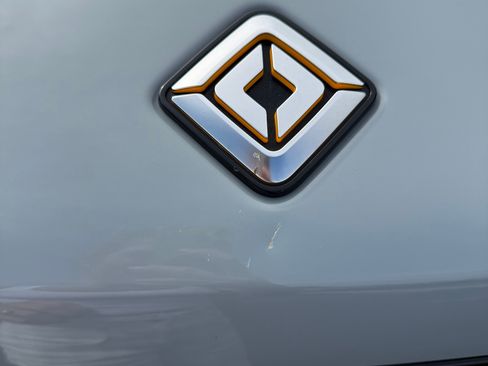 Used 2023 Rivian R1T Adventure AWD/4WD image 11