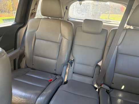 Used 2011 Honda Odyssey EX-L image 8