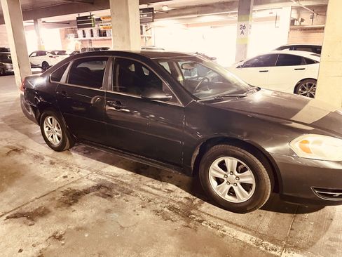 Used 2014 Chevrolet Impala Limited LS image 2