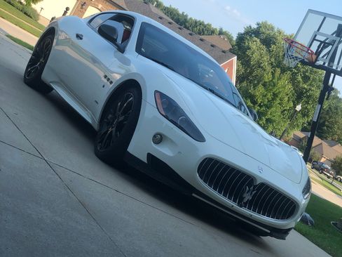 Used 2012 Maserati GranTurismo S RWD image 18