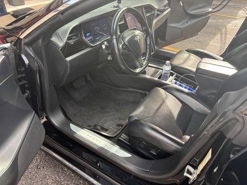 Used 2018 Tesla Model S 75D AWD/4WD image 2