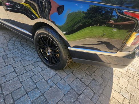 Used 2020 Land Rover Range Rover HSE image 5