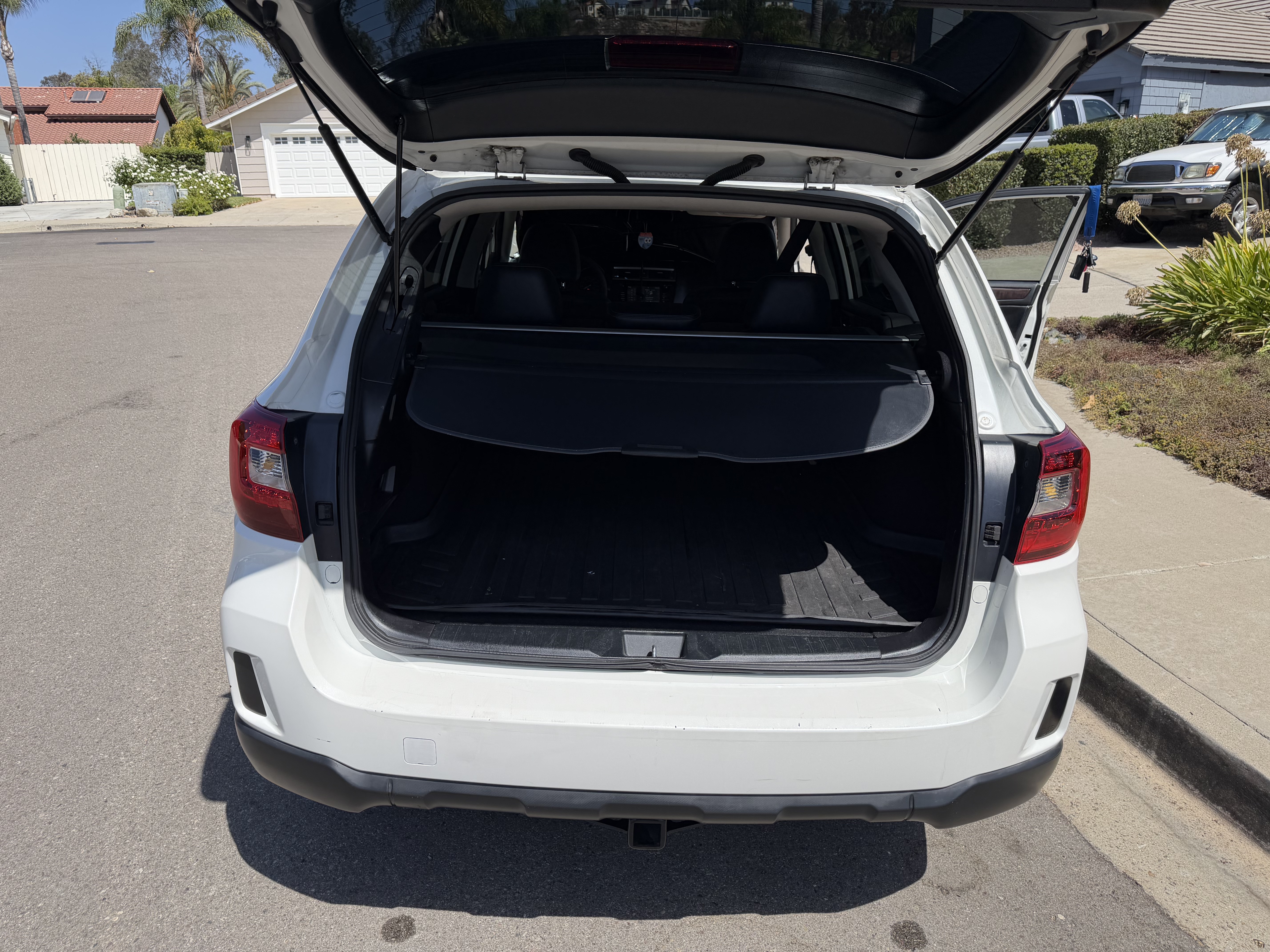 Used 2015 Subaru Outback 3.6R Limited AWD/4WD image 9