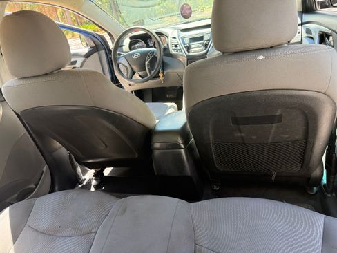 Used 2016 Hyundai Elantra SE image 15